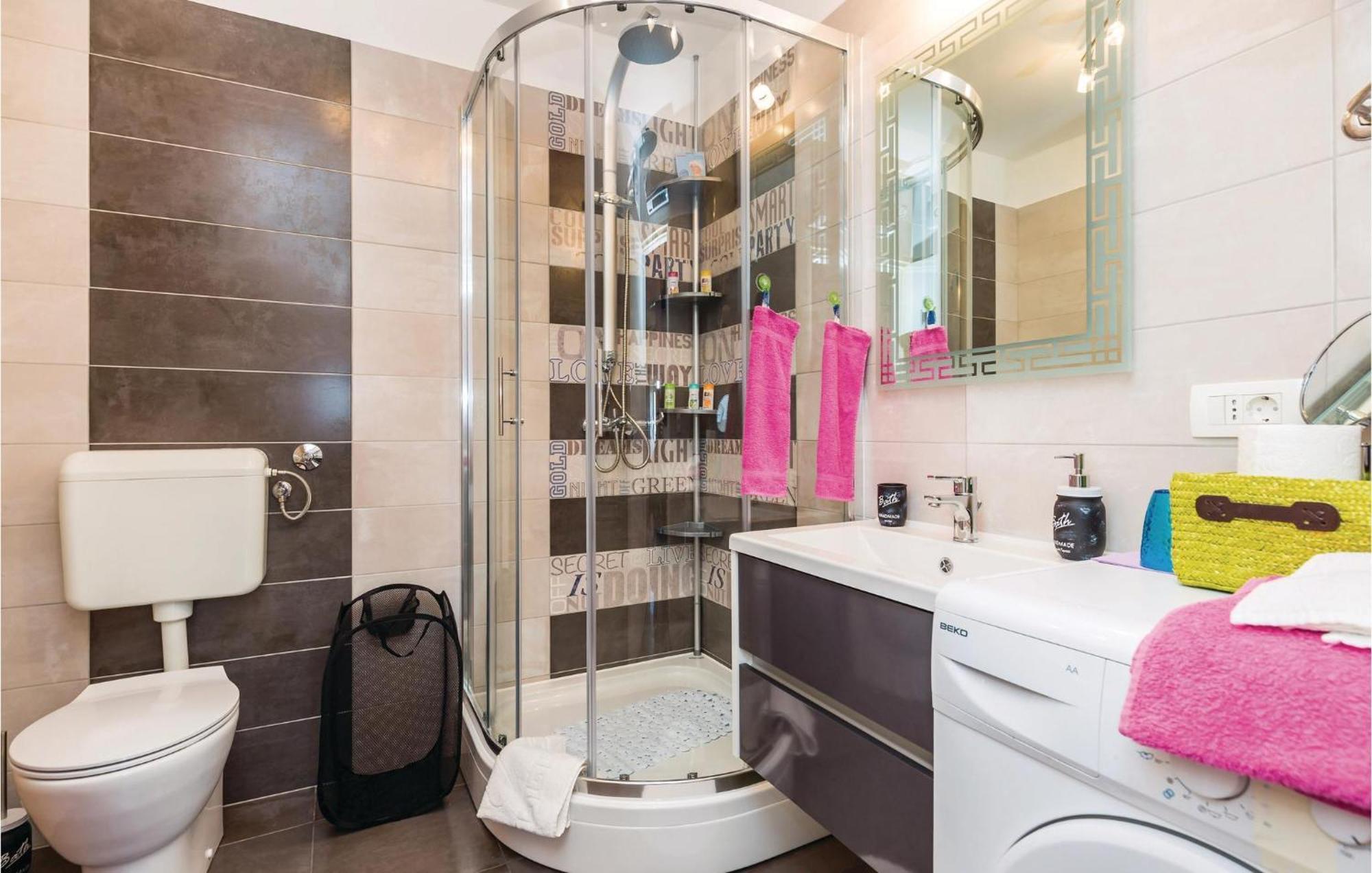 Gorgeous Apartment In Rijeka With Wifi Exteriér fotografie